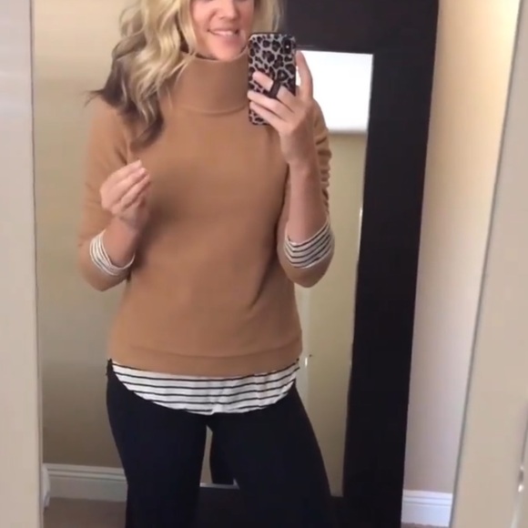 Dudley Stephens Black Park Slope Turtleneck - Picture 4 of 6